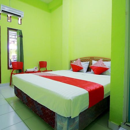 Oyo 2585 Sherren Guest House Lubuklinggau Dış mekan fotoğraf