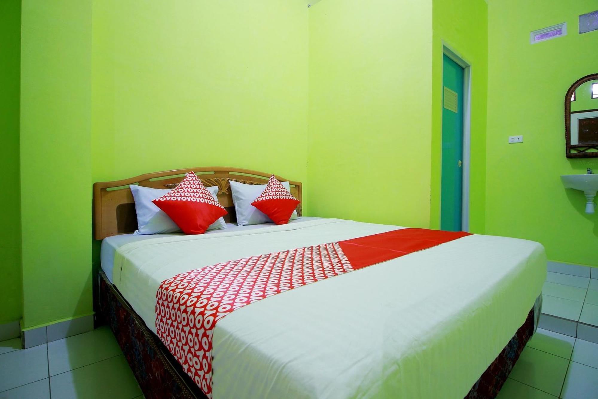 Oyo 2585 Sherren Guest House Lubuklinggau Dış mekan fotoğraf